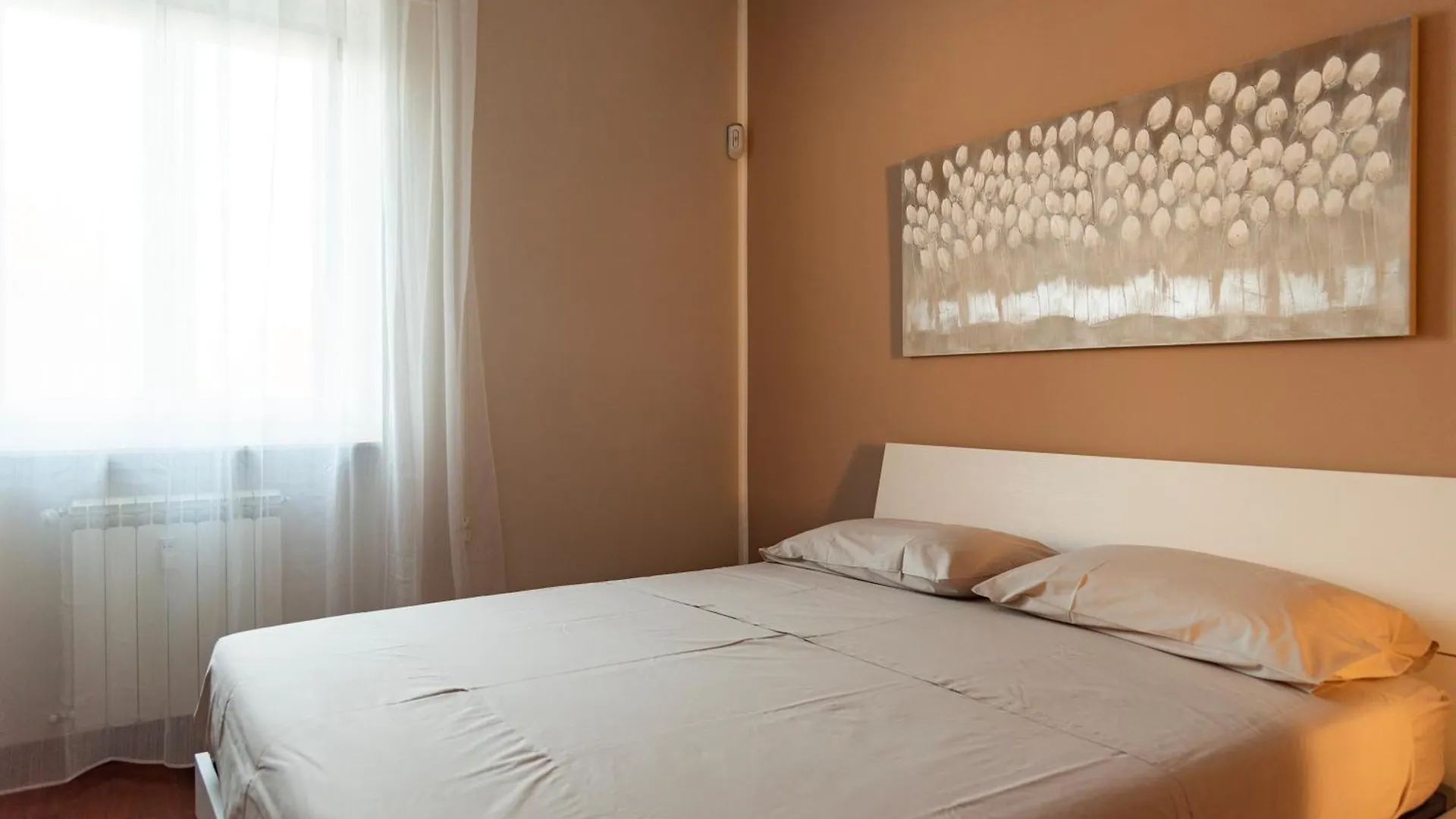 Casa Magritte - 15 Minuti Dal Duomo Apartment Milan